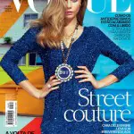 Cara Delevingne toute en bleu pour la couverture de Vogue Brésil