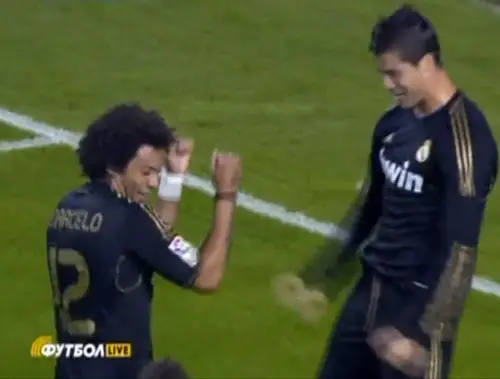 Cristiano Ronaldo fait danser les footballeurs avec  Ai se eu te ego