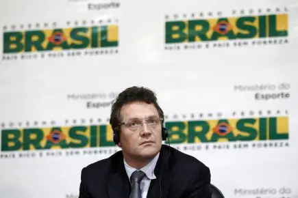 La FIFA lance encore une fois des critiques vis-à-vis des préparatifs brésiliennes pour le Mondial20