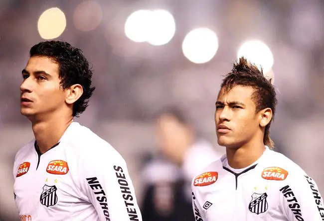 Neymar et Ganso ne seront pas présents face au Danemark