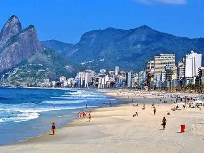 Ipanema : Découvrez la plage d’Ipanema un paradis terrestre à Rio de Janeiro
