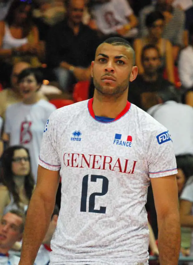Volleyball : les Français s’inclinent devant les Brésiliens