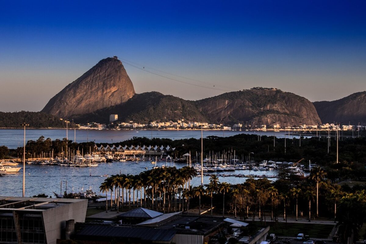 CPA AK Rio de Janeiro Plage de Botafogo BRAZIL (1084924
